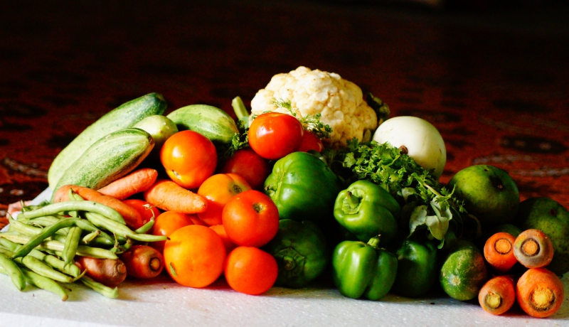 restaurant-CAGNES SUR MER-min_table-nature-farm-leaf-ripe-dish-1024857-pxhere.com